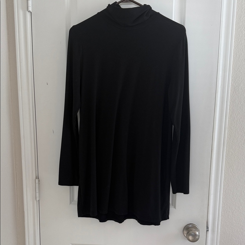 Eileen Fisher Elegant Black Long Sleeve Tee